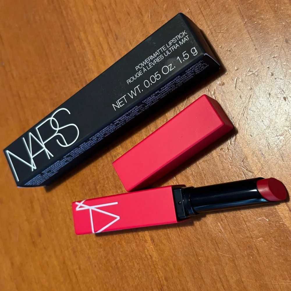 NARS Powermatte Lipstick Dragon Girl